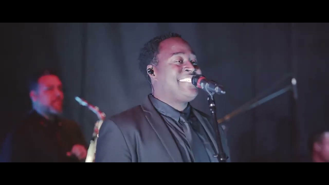 Earth Wind and Fire Medley   2 Proud 2 Beg
