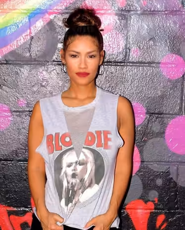 Copy of Untitled Design (9)