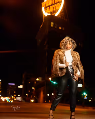 Amber Underwood flute player for hire